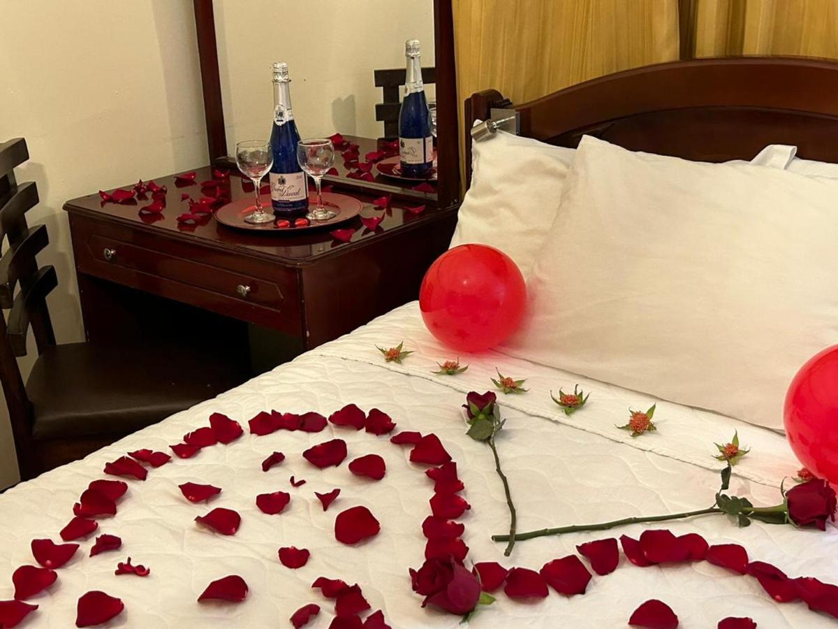 Hotel Casa Franciscana Quito Buitenkant foto