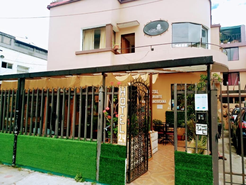 Hotel Casa Franciscana Quito Buitenkant foto